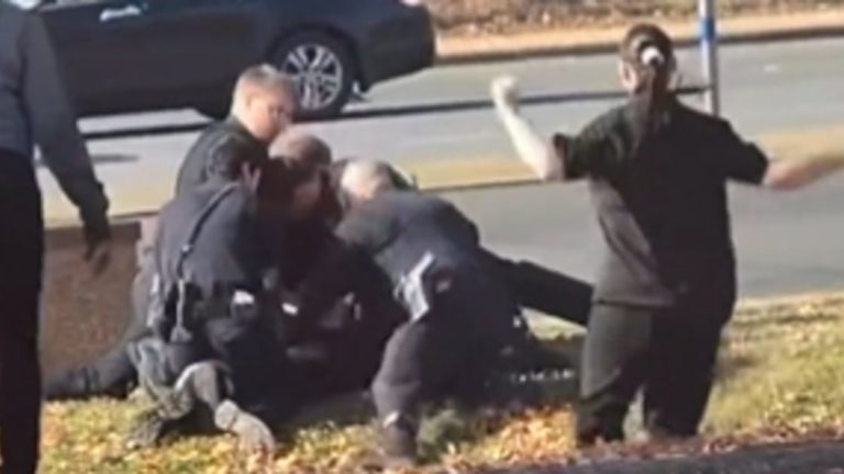 Video shows North Carolina police officer beating a girl on the bottom