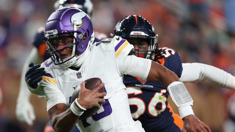 Alexander Mattison Fumble Known as Out by Followers as Josh Dobbs, Vikings Lose to Broncos